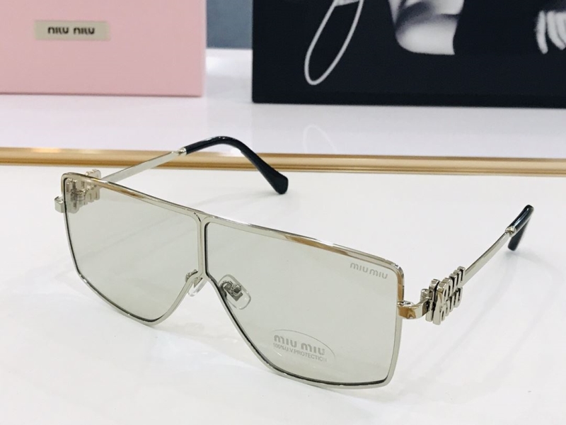 Miu miu Sunglasses